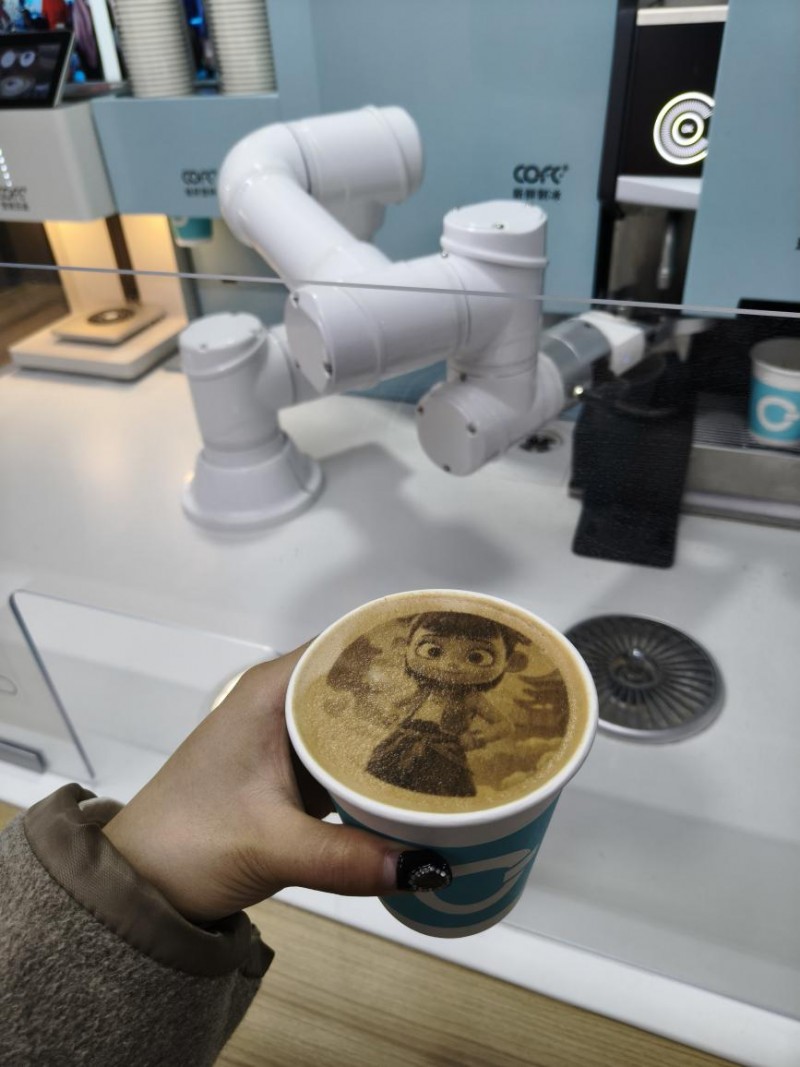 机器人COFE+悉尼掀起轻店革命CQ9电子登录全球首台第六代咖啡(图3) 机器人COFE+悉尼掀起轻店革命CQ9电子登录全球首台第六代咖啡(图3)